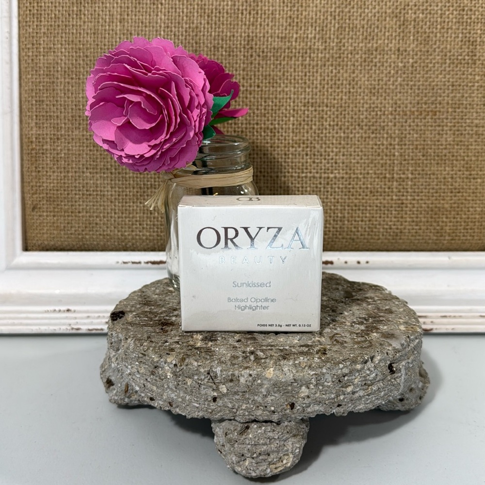 Oryza Beauty Highlighter Baked Opaline‎ in Sunkissed